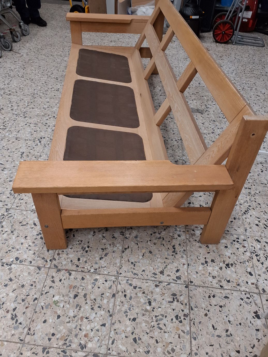 H. J. WEGNER GE 290.